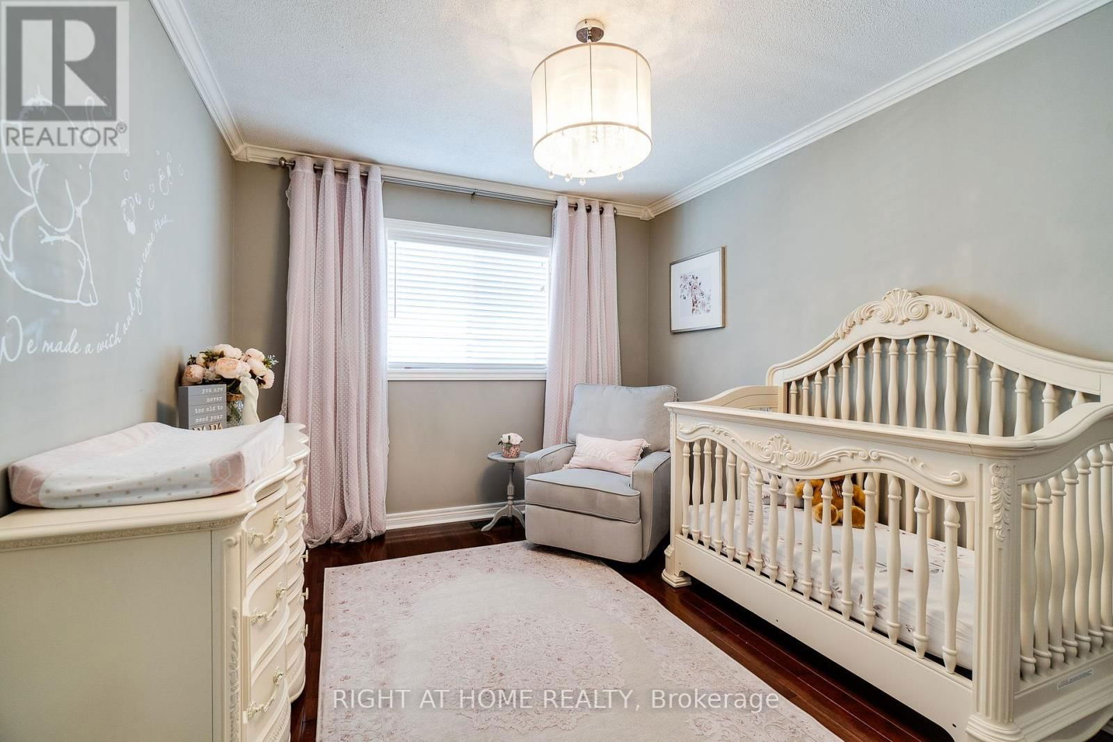 164 COOKE CRESCENT Image 24