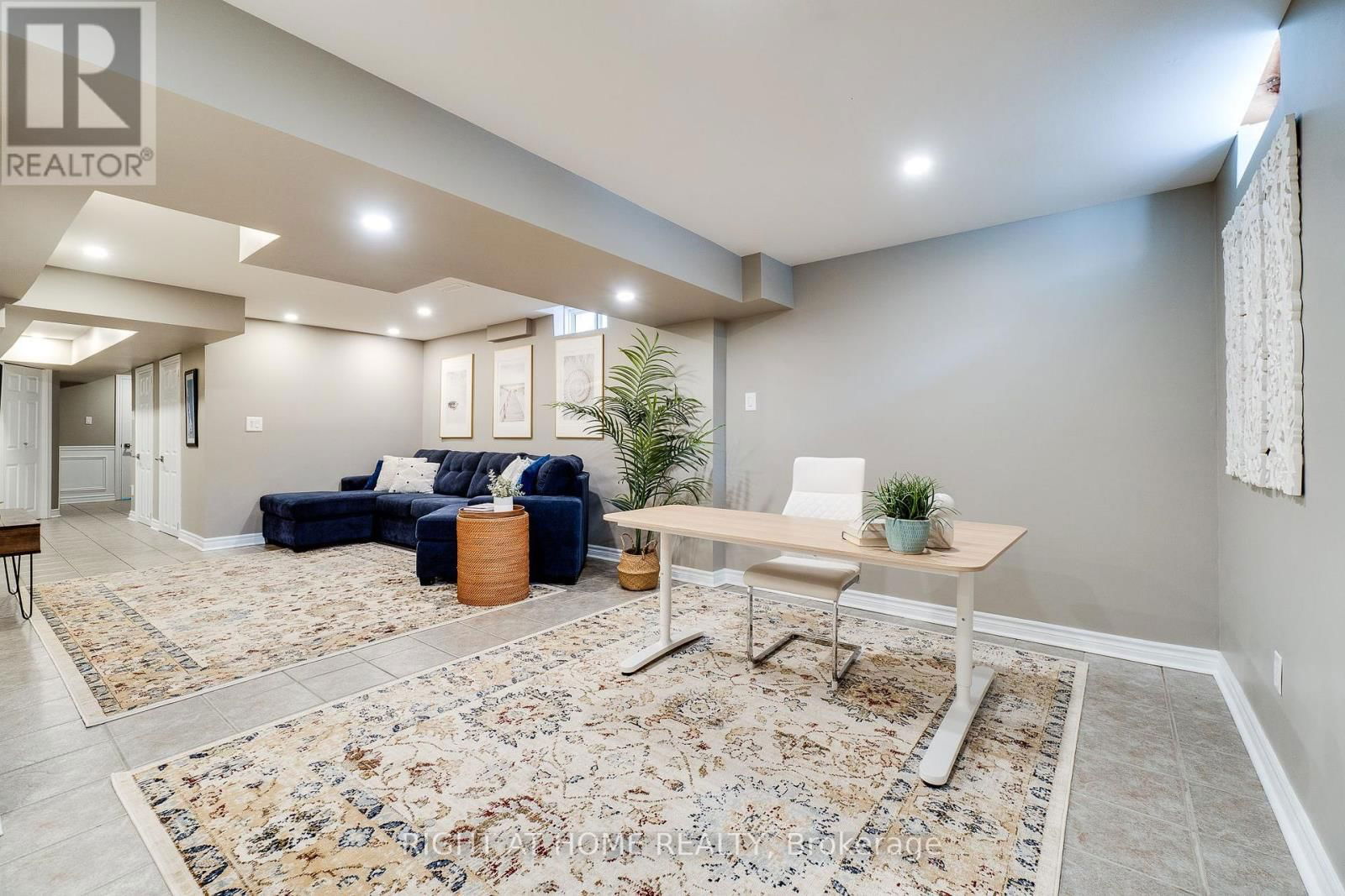 164 COOKE CRESCENT Image 32