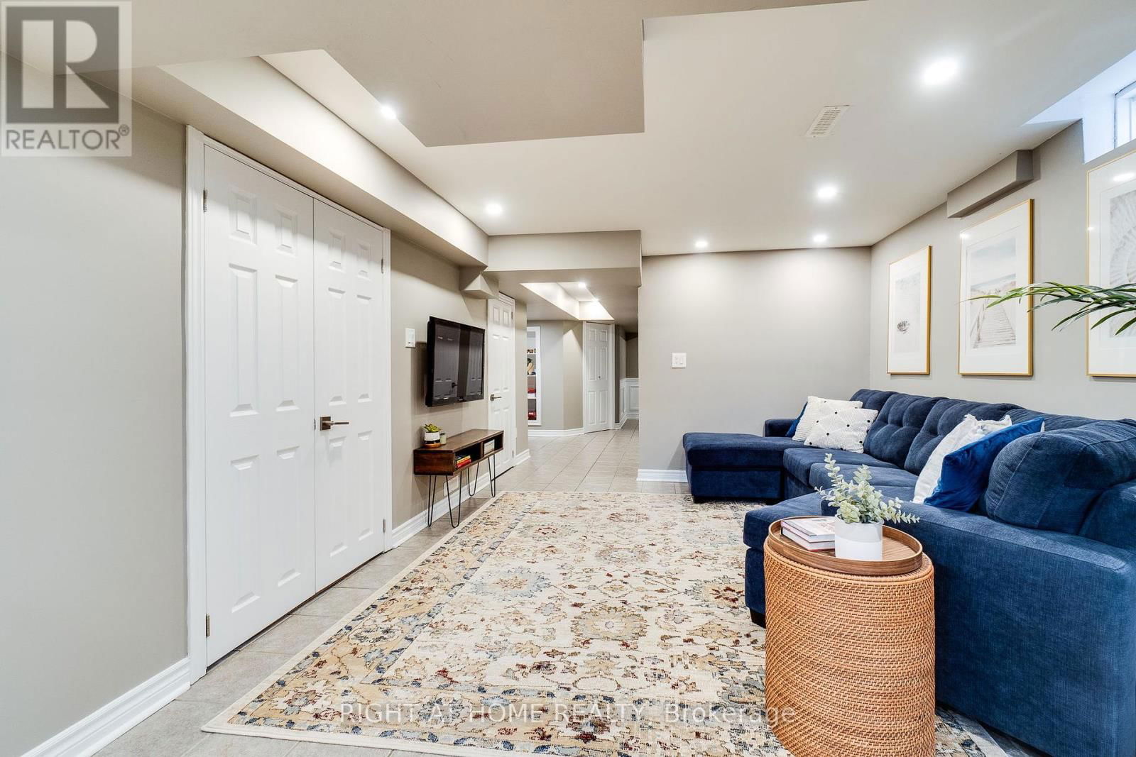 164 COOKE CRESCENT Image 33