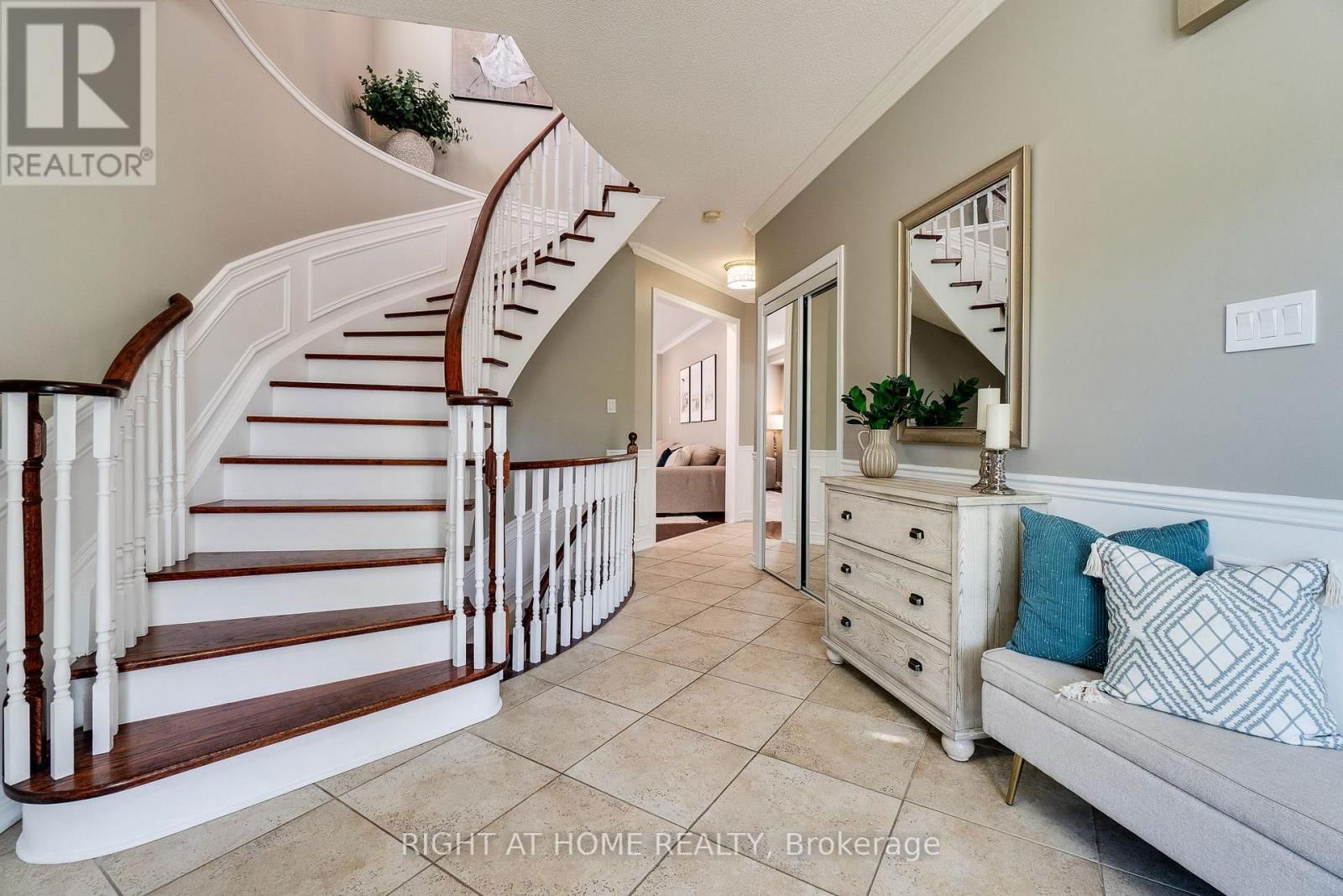 164 COOKE CRESCENT Image 5