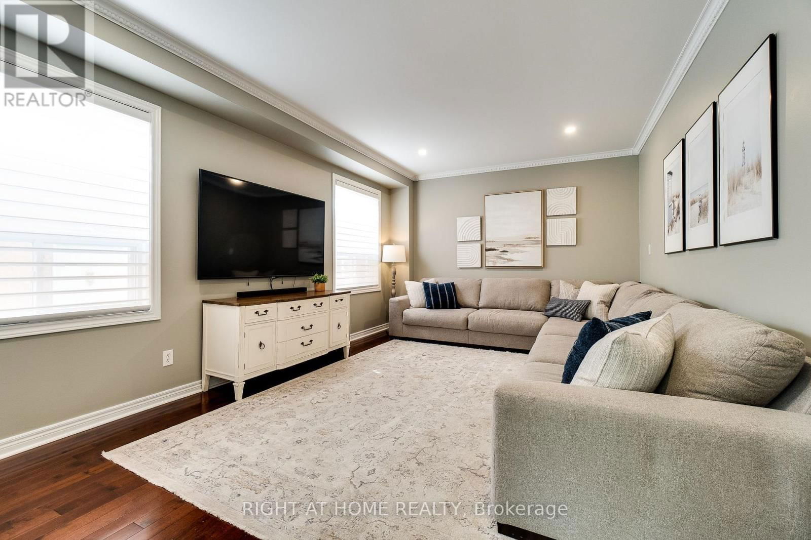 164 COOKE CRESCENT Image 6