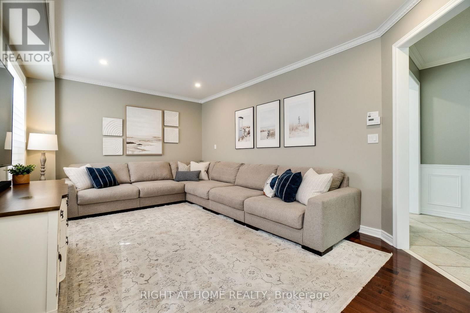164 COOKE CRESCENT Image 7