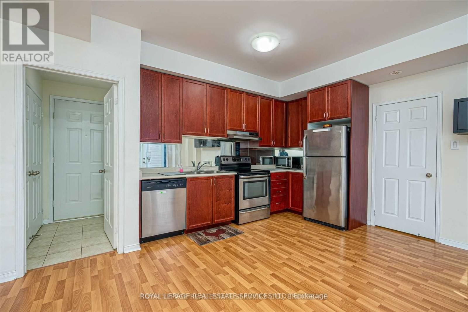 16 - 5650 WINSTON CHURCHILL BOULEVARD Image 14