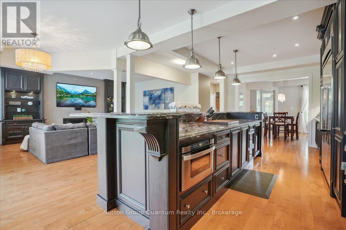 2477 LONGRIDGE CRESCENT Image 13