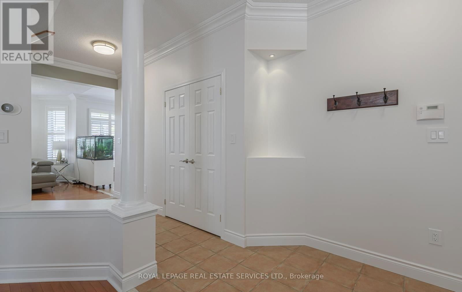 5651 ROSEVILLE COURT Image 10