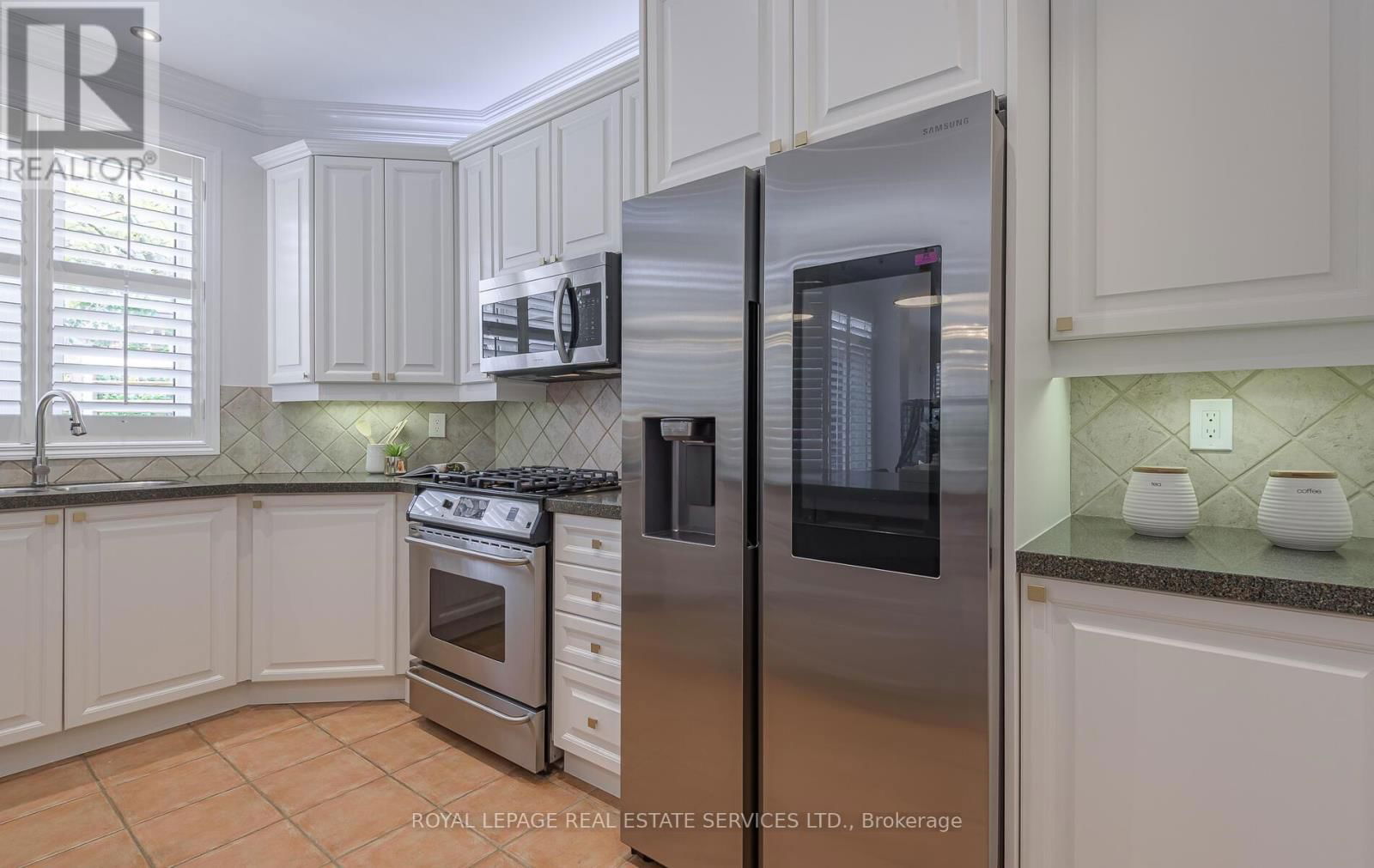 5651 ROSEVILLE COURT Image 22