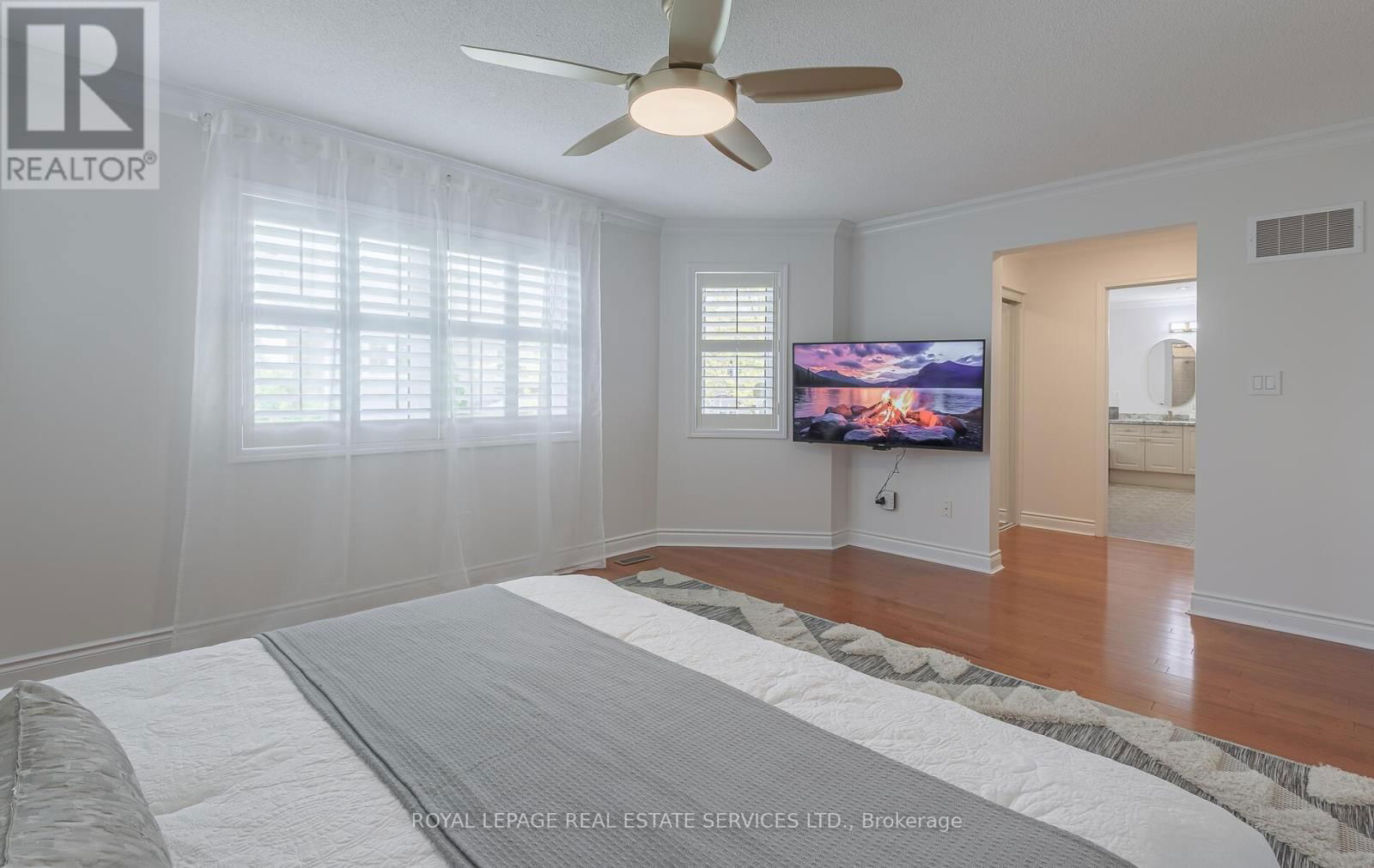 5651 ROSEVILLE COURT Image 32