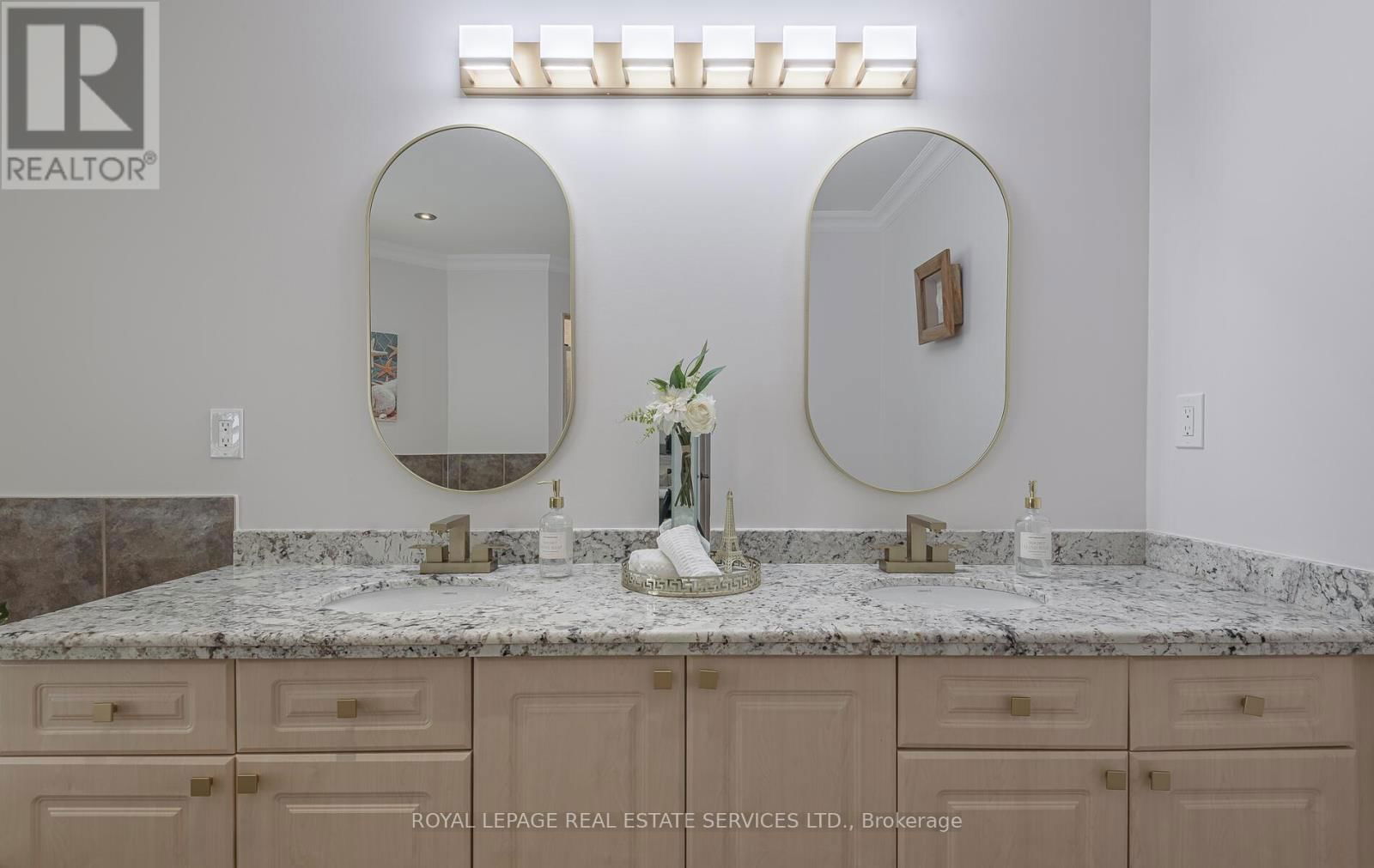 5651 ROSEVILLE COURT Image 35