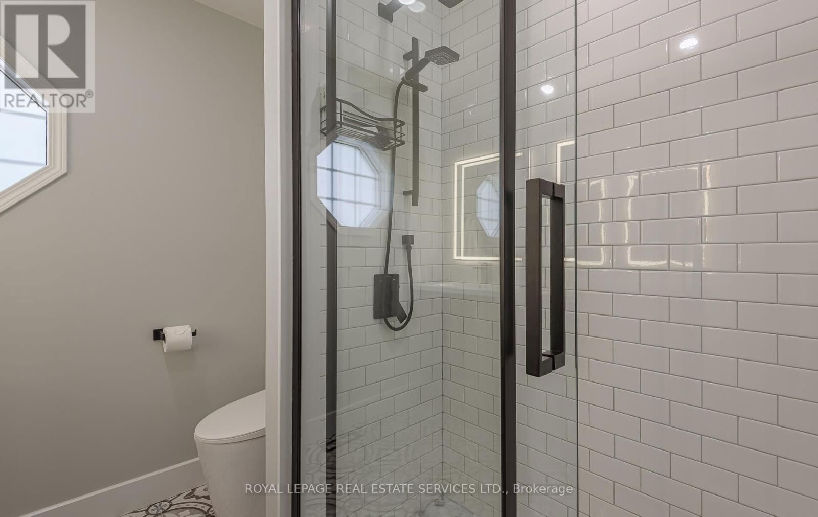 5651 ROSEVILLE COURT Image 40