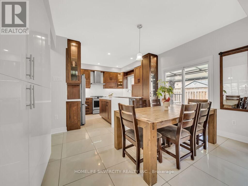 98 MASTERS GREEN CRESCENT Image 13