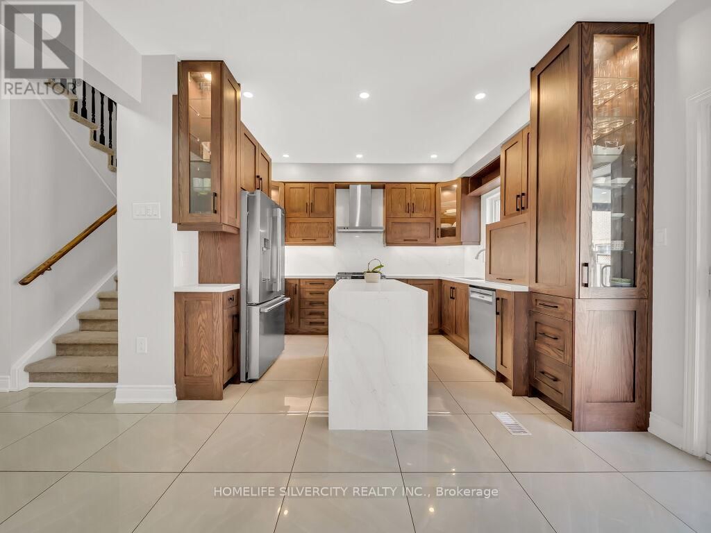 98 MASTERS GREEN CRESCENT Image 16