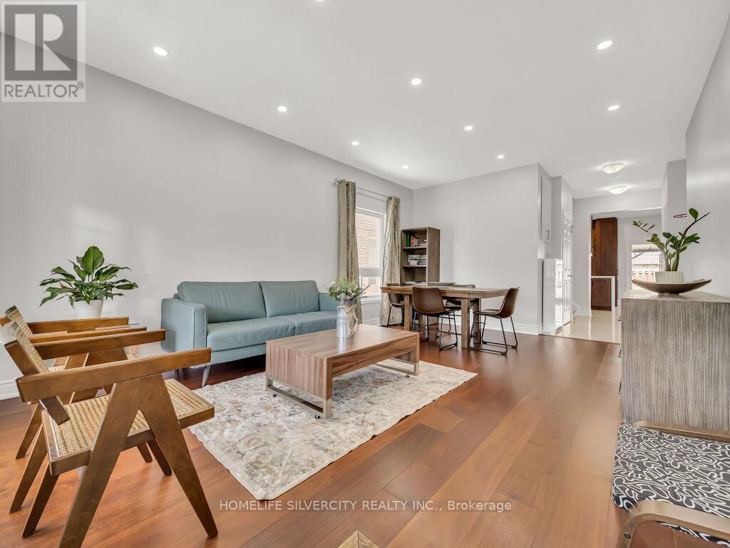 98 MASTERS GREEN CRESCENT Image 6