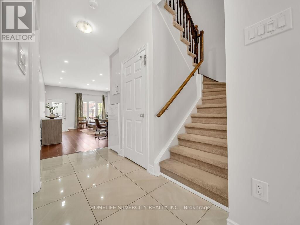 98 MASTERS GREEN CRESCENT Image 9