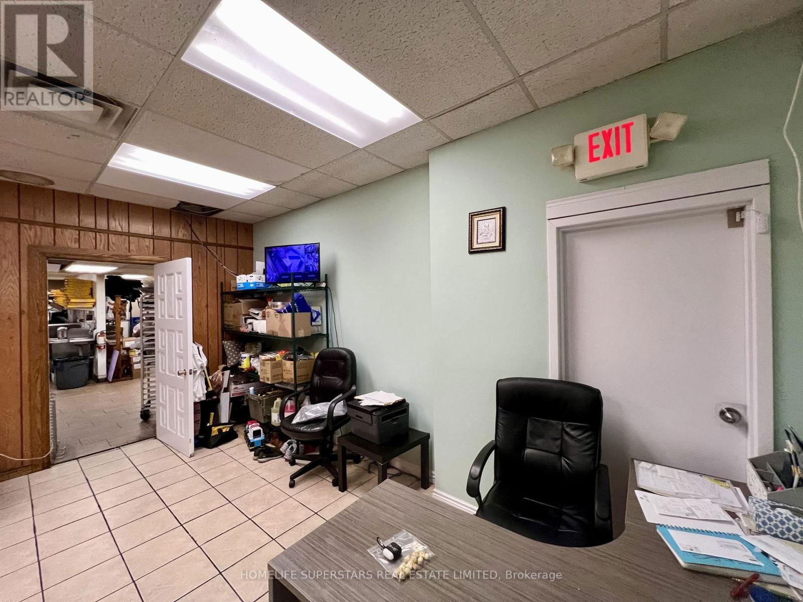 3282 LAKESHORE BOULEVARD WEST Image 10