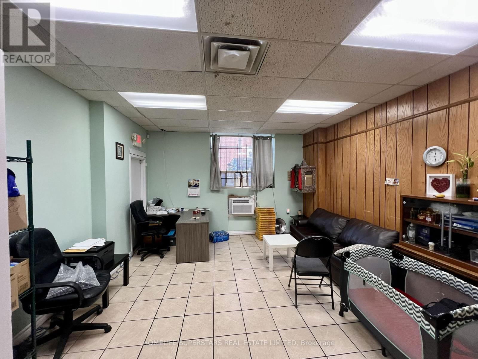 3282 LAKESHORE BOULEVARD WEST Image 18