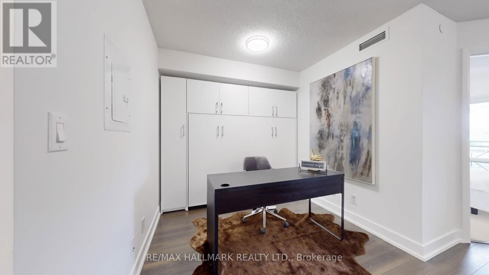 628 - 2 EVA ROAD Image 20