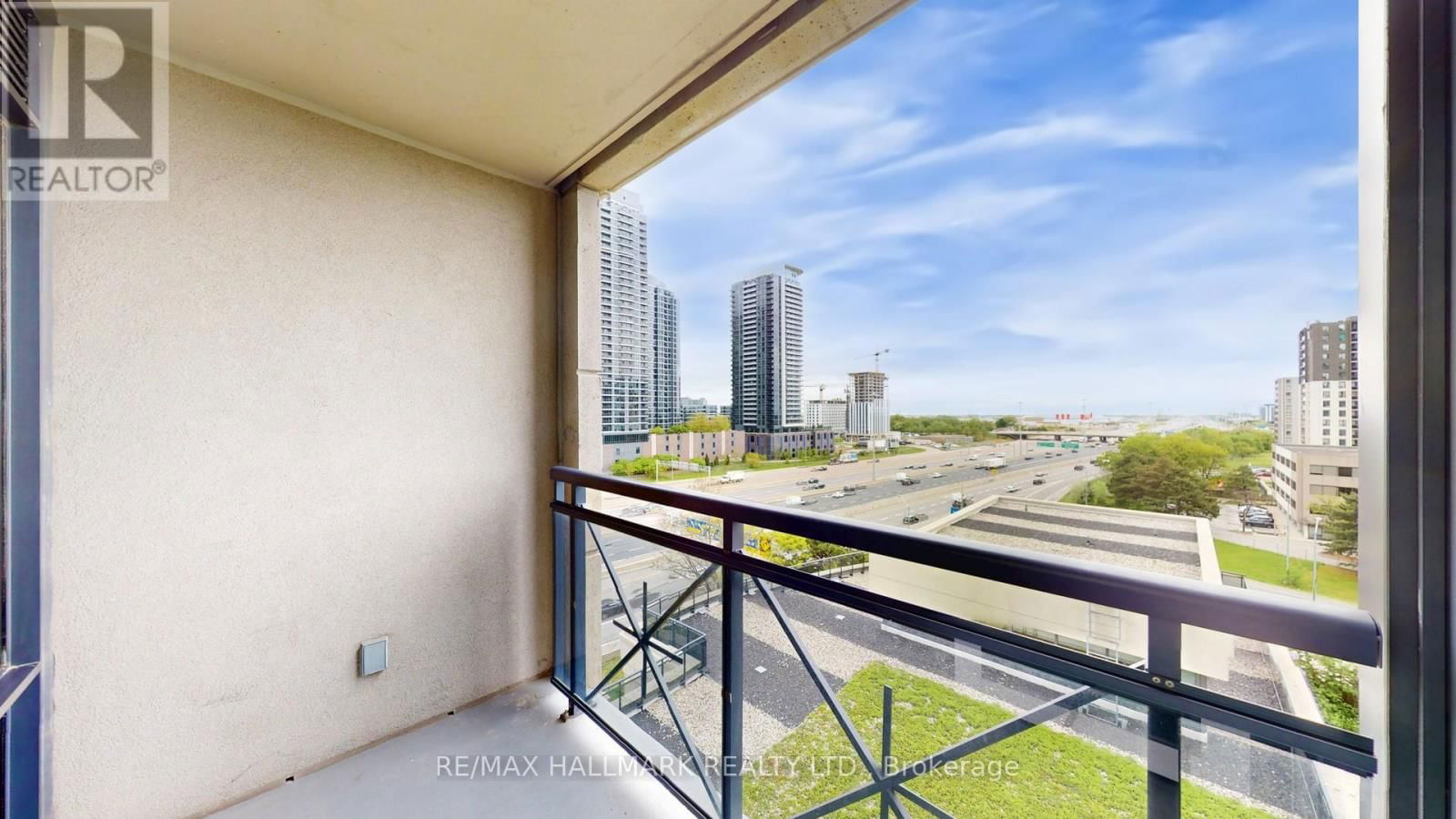 628 - 2 EVA ROAD Image 24