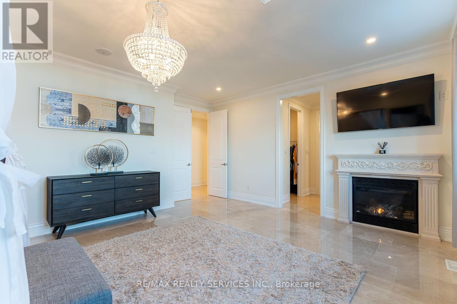 9 INTERLACKEN DRIVE Image 24