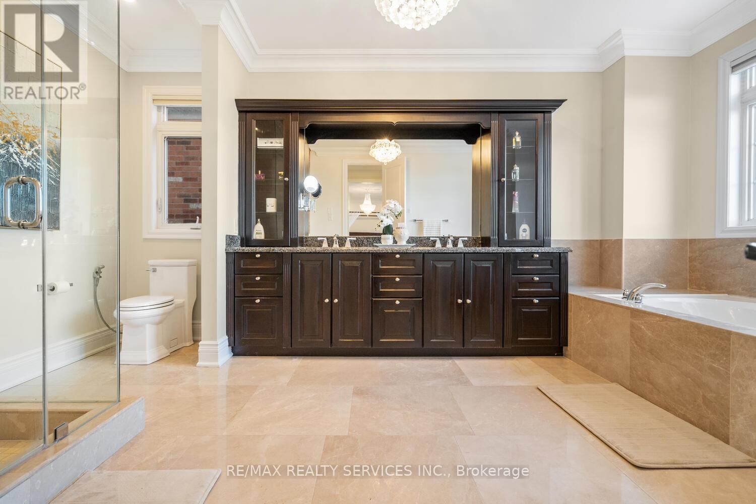 9 INTERLACKEN DRIVE Image 25