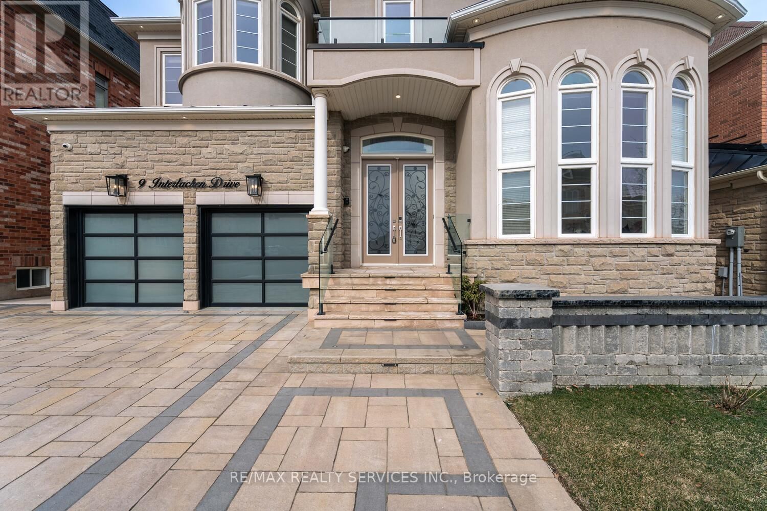 9 INTERLACKEN DRIVE Image 3