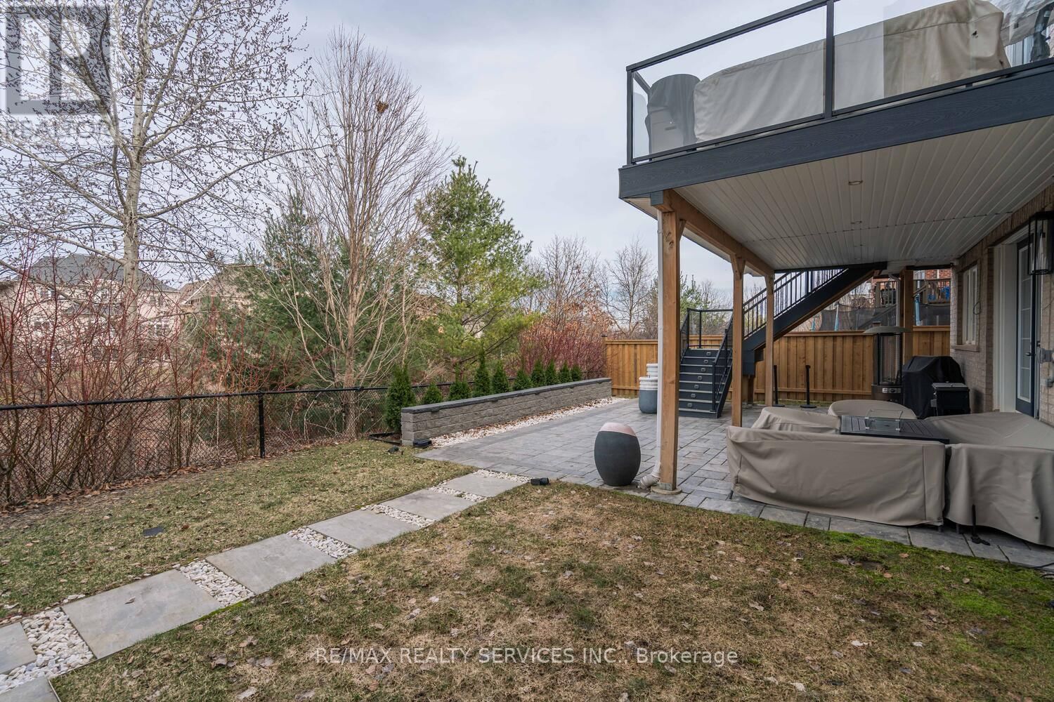9 INTERLACKEN DRIVE Image 49
