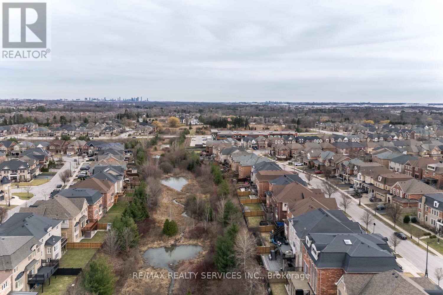 9 INTERLACKEN DRIVE Image 6