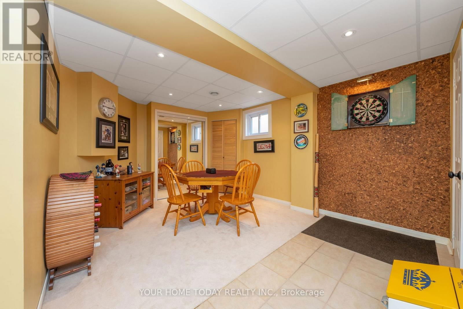 208 VAN SCOTT DRIVE Image 30