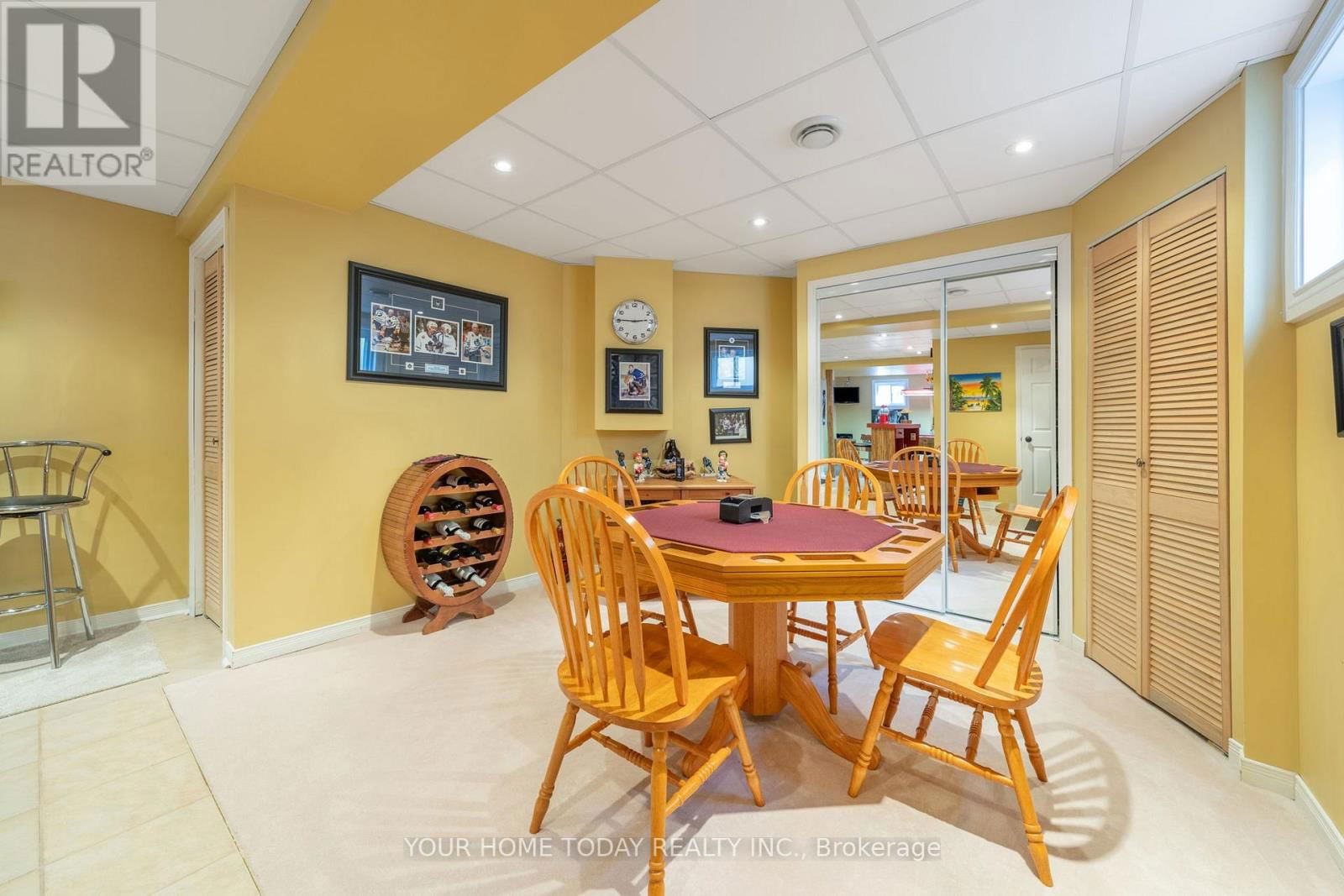 208 VAN SCOTT DRIVE Image 31