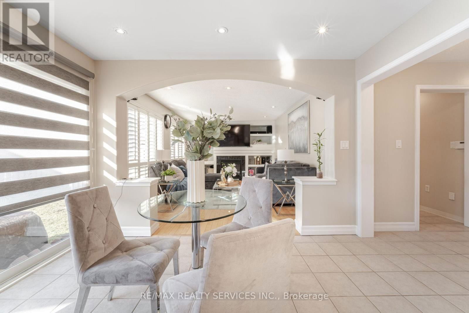 12 LILYPAD ROAD Image 16