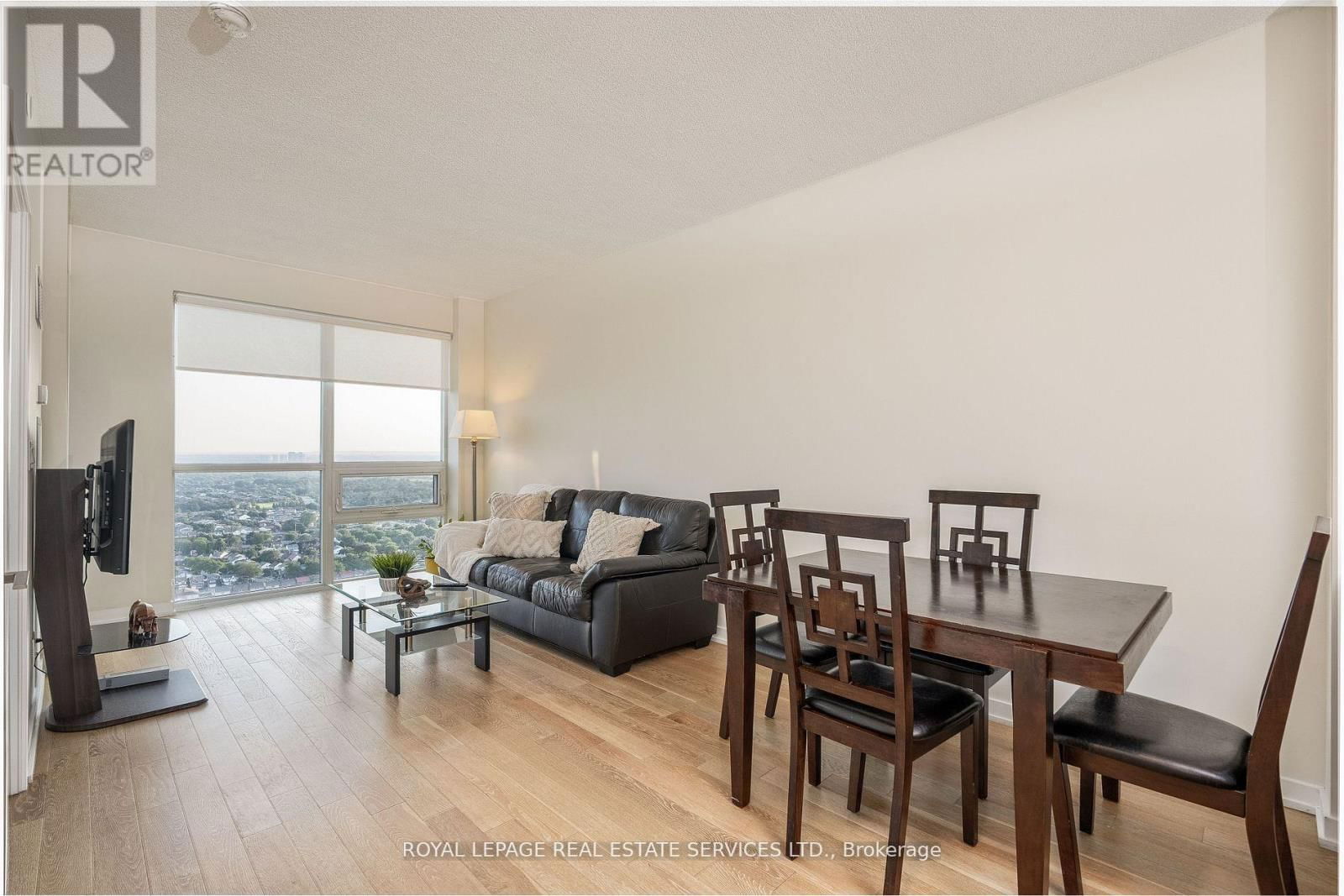 3303 - 510 CURRAN PLACE Image 13