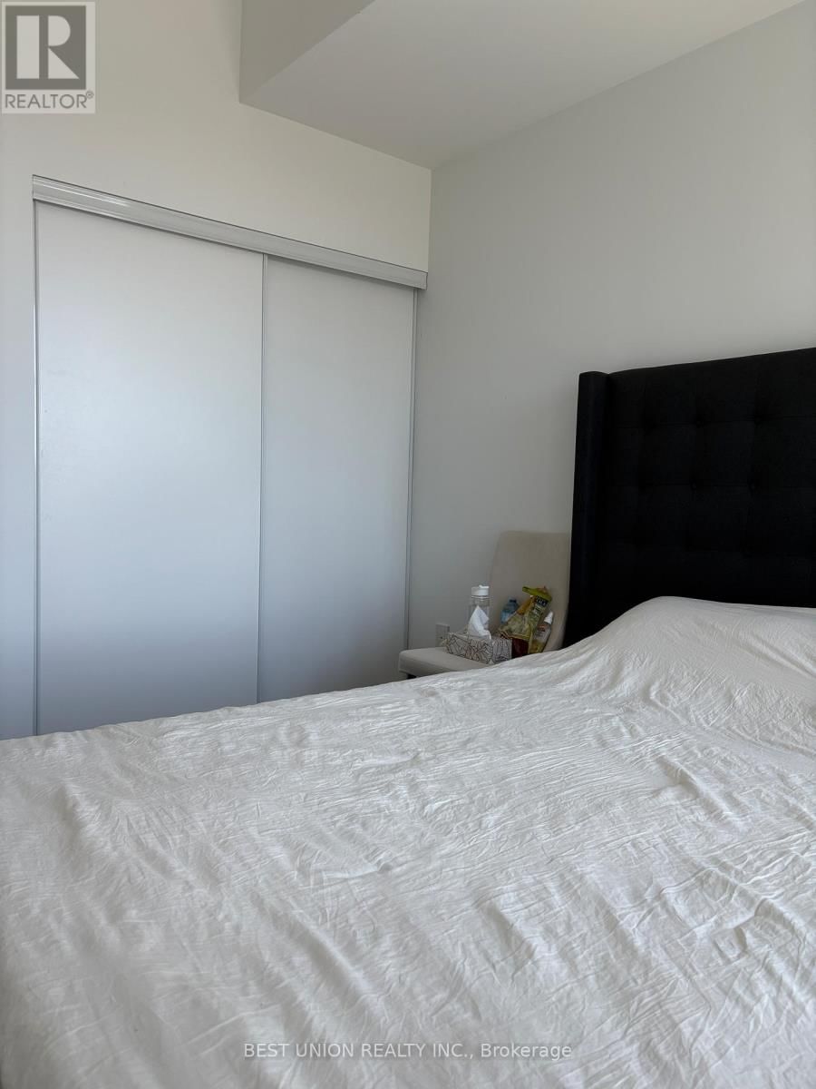 824 - 30 SHORE BREEZE DRIVE Image 10