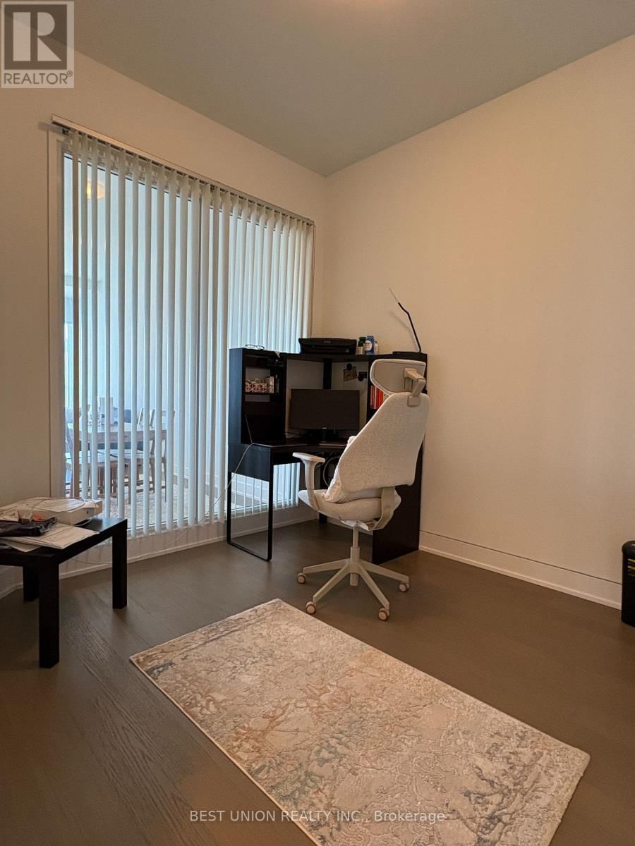 824 - 30 SHORE BREEZE DRIVE Image 11