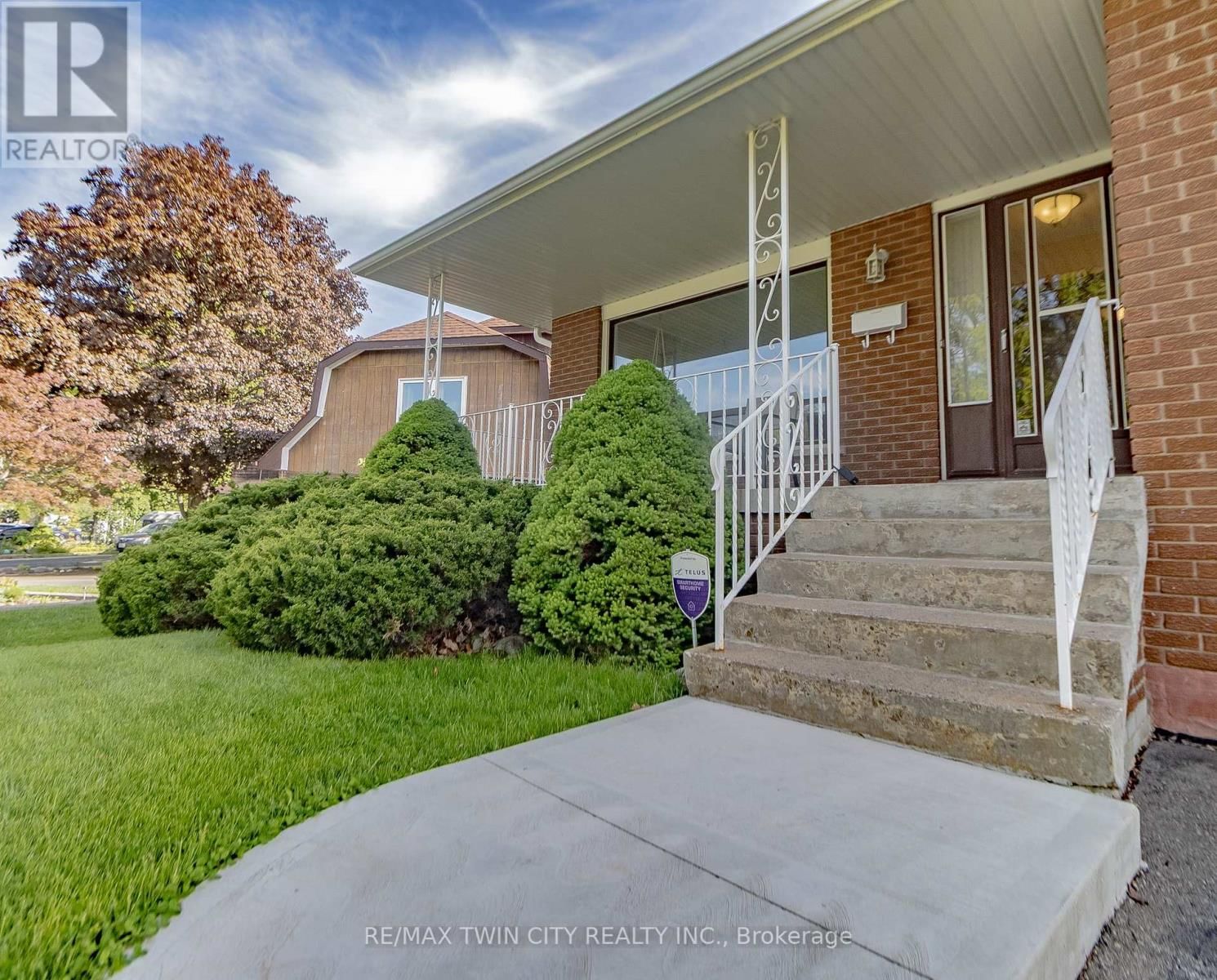 20 MANORCREST STREET Image 3