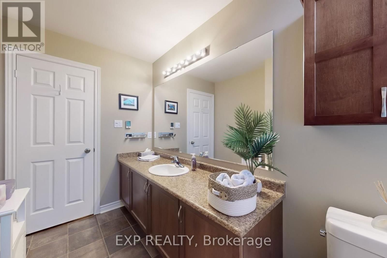 94 PANNAHILL DRIVE Image 33