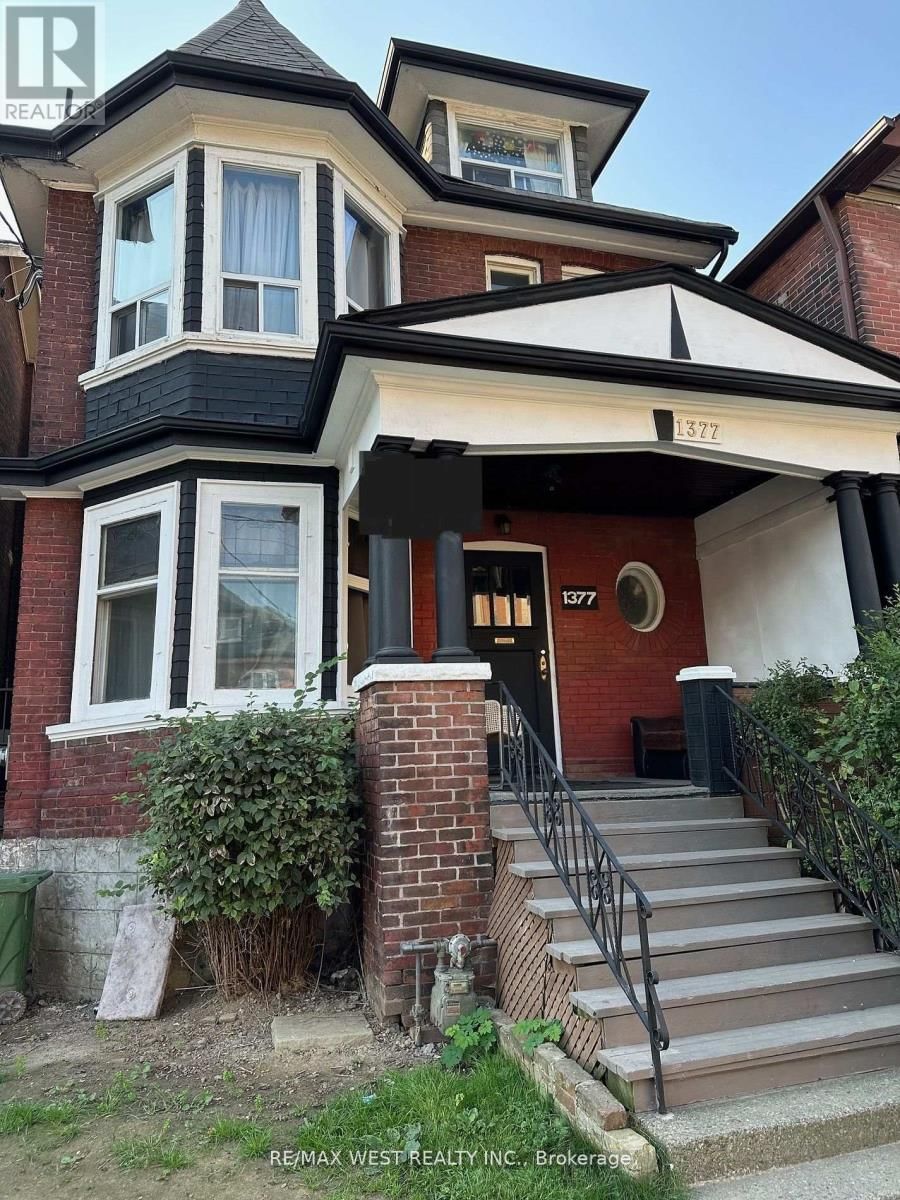 1377 KING STREET WEST Image 2