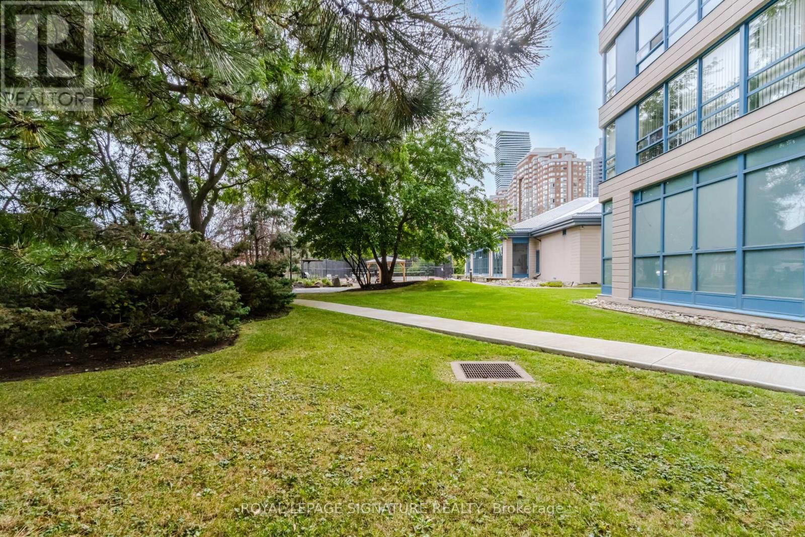 1401 - 250 WEBB DRIVE Image 39