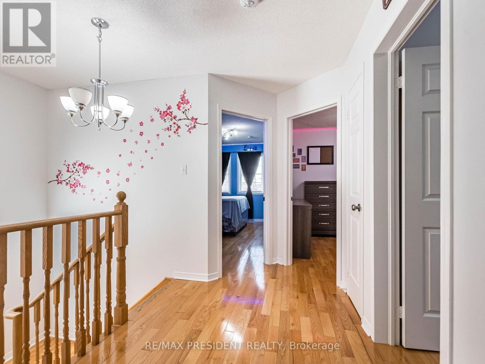 36 PRINCE CRESCENT Image 13