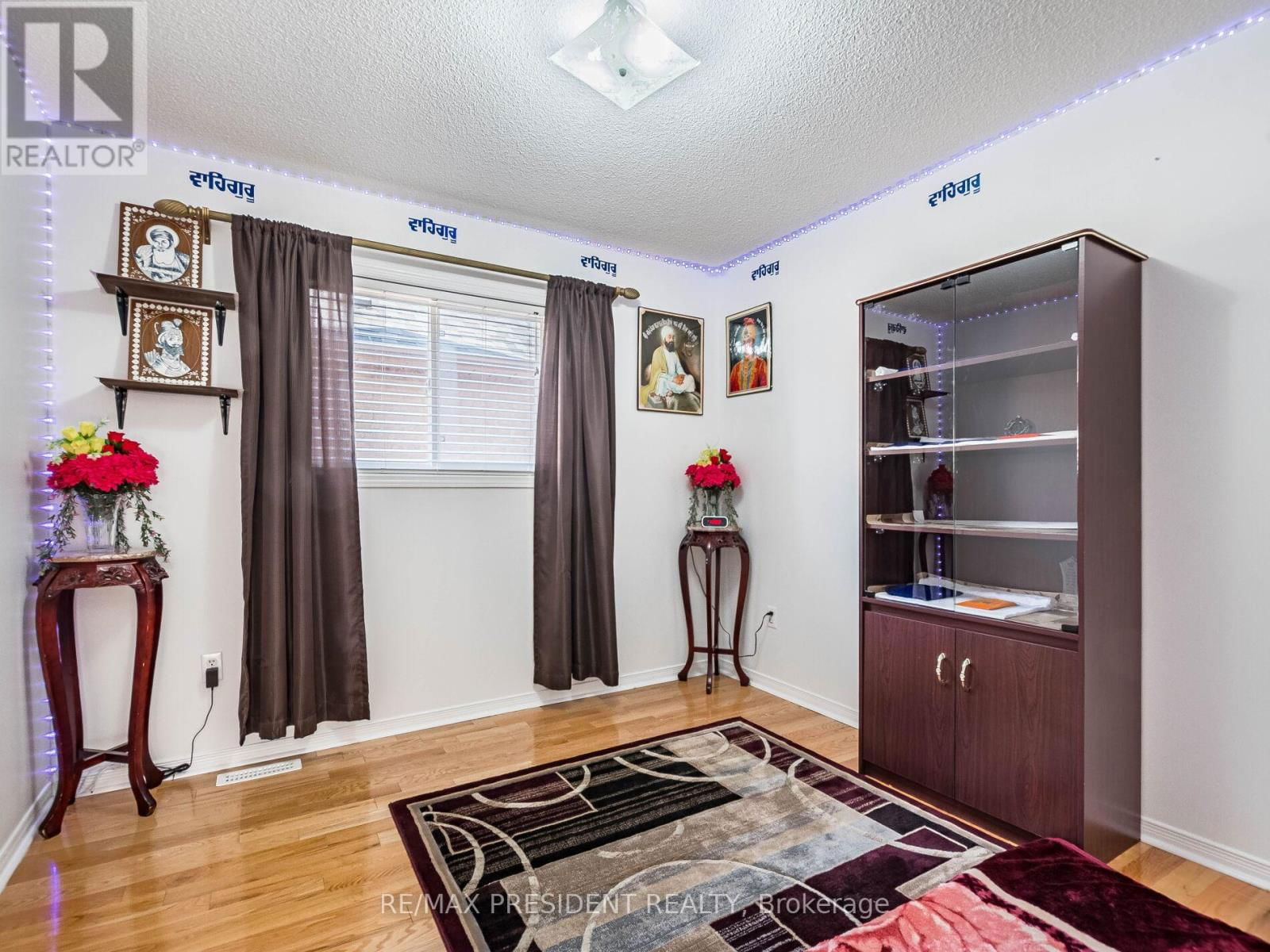 36 PRINCE CRESCENT Image 23