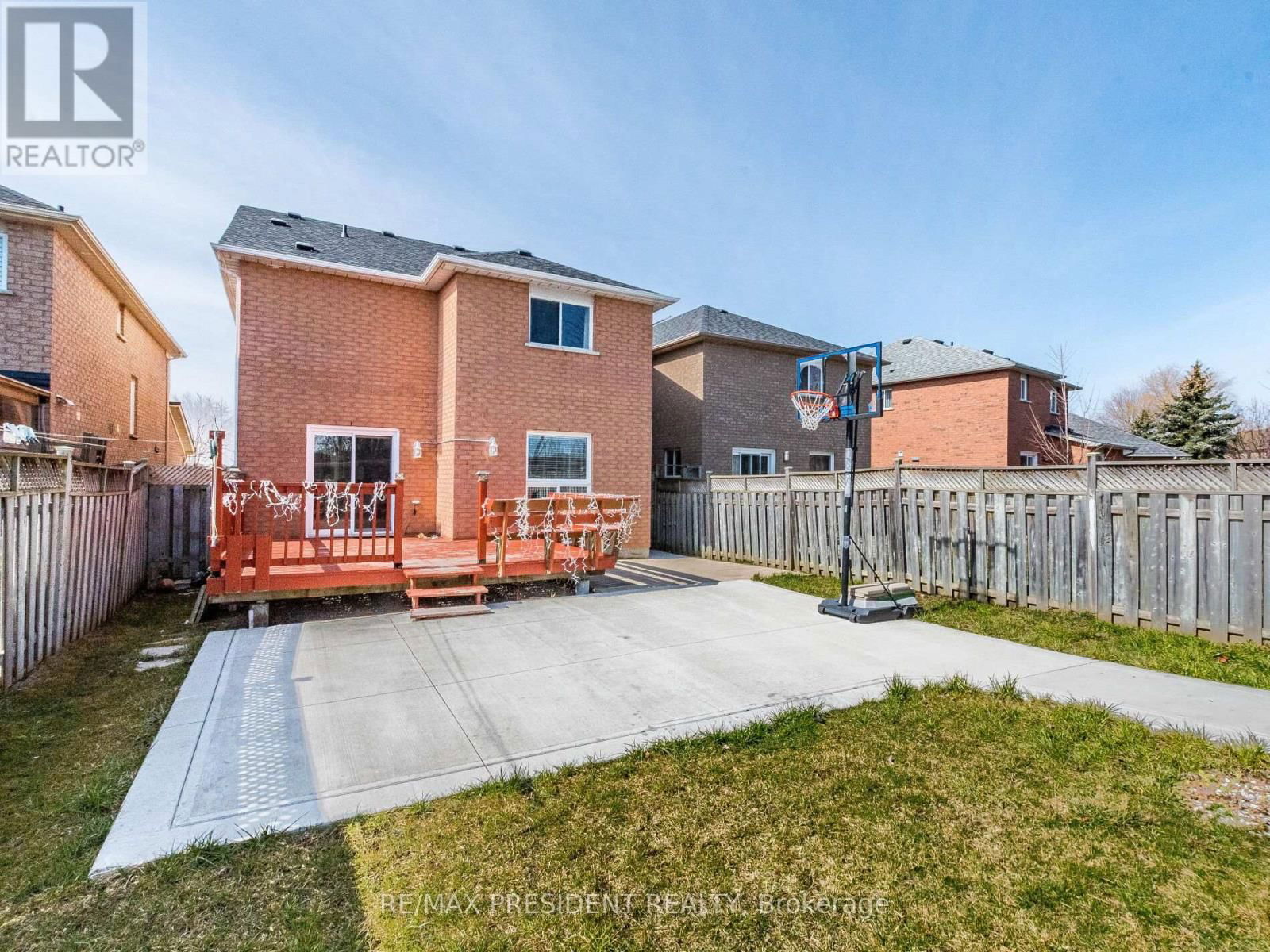 36 PRINCE CRESCENT Image 26