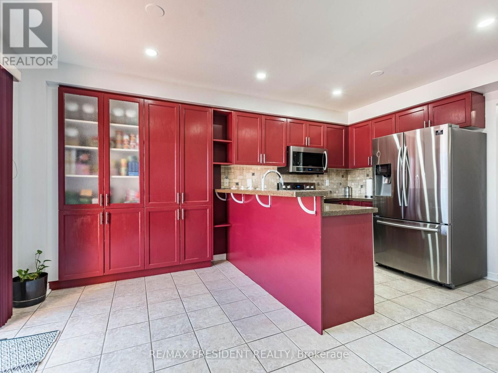 36 PRINCE CRESCENT Image 7