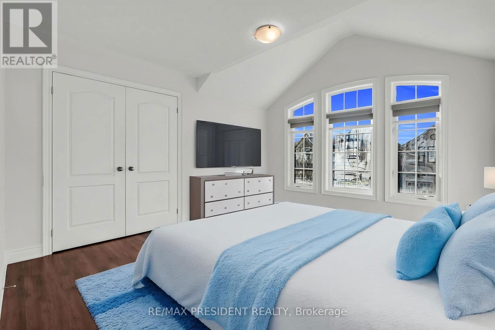 41 BASSETT CRESCENT Image 13