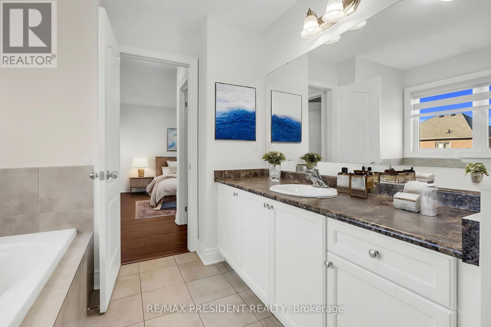 41 BASSETT CRESCENT Image 18
