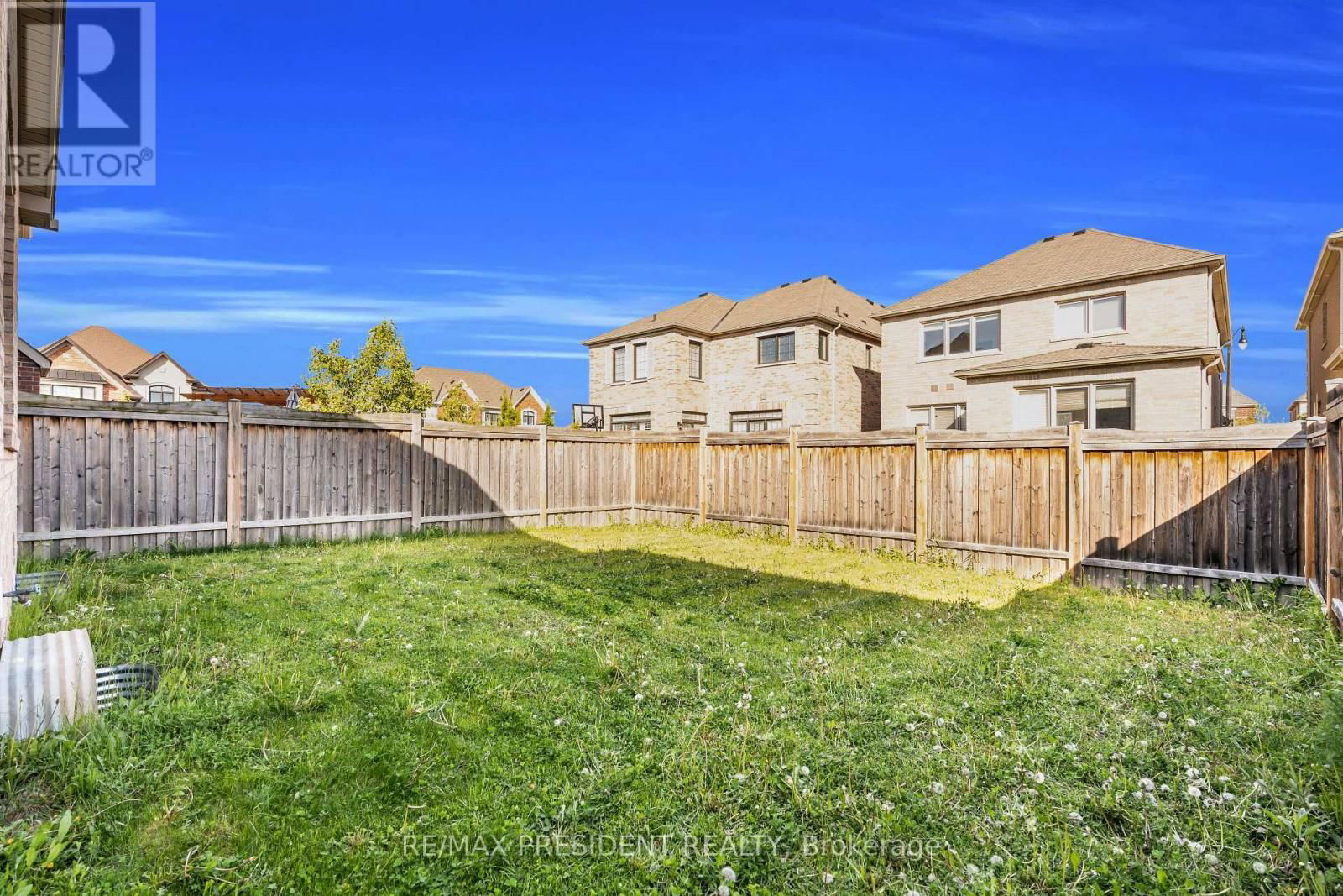 41 BASSETT CRESCENT Image 28