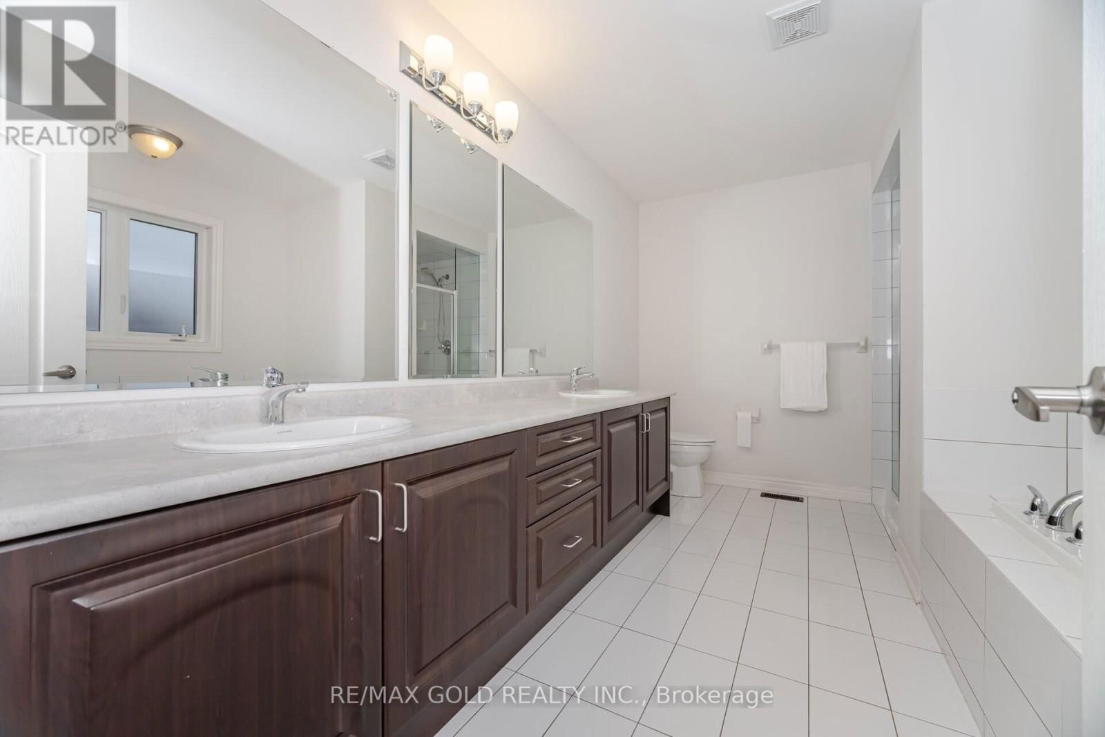 37 OBSERVATORY CRESCENT Image 15