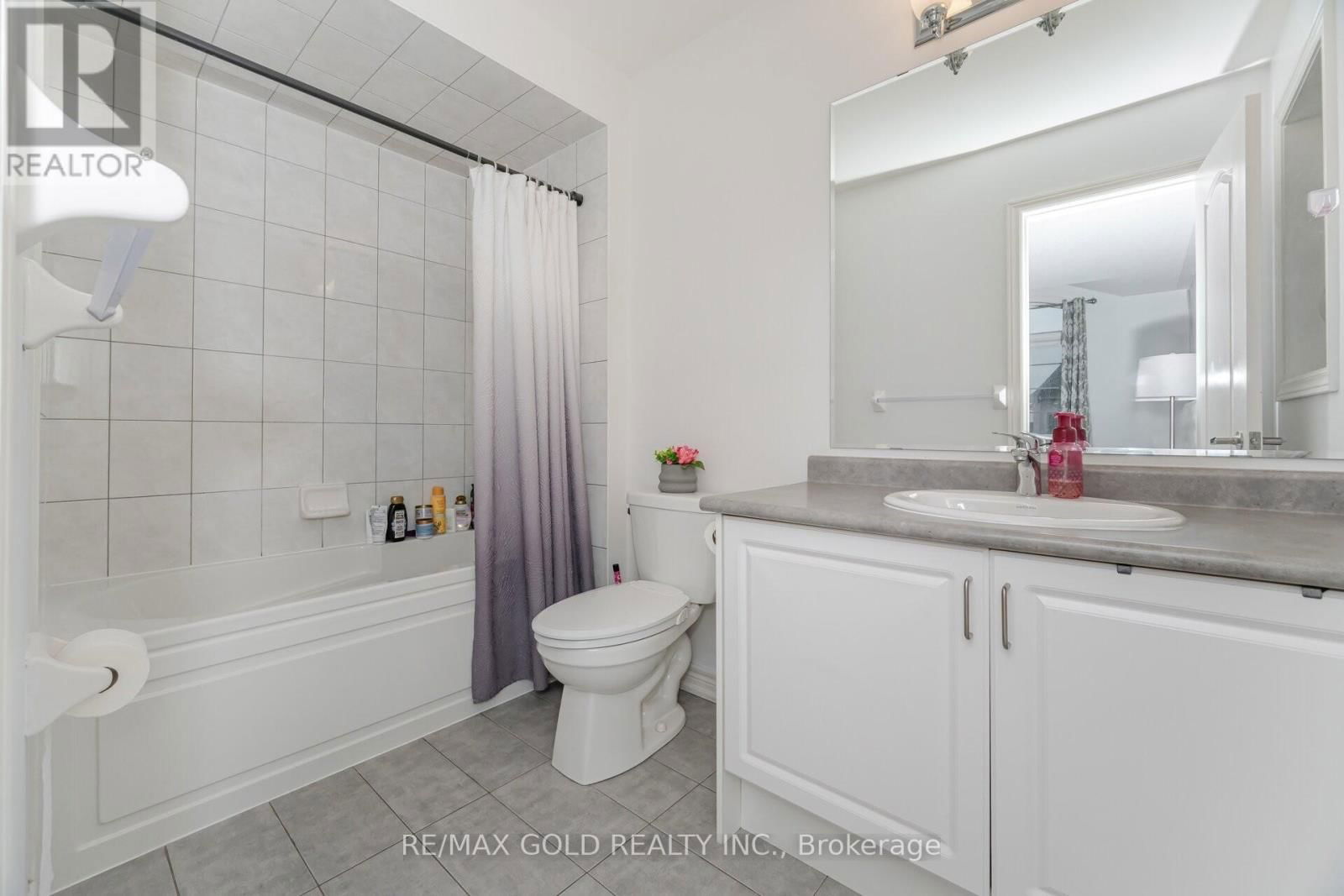 37 OBSERVATORY CRESCENT Image 17