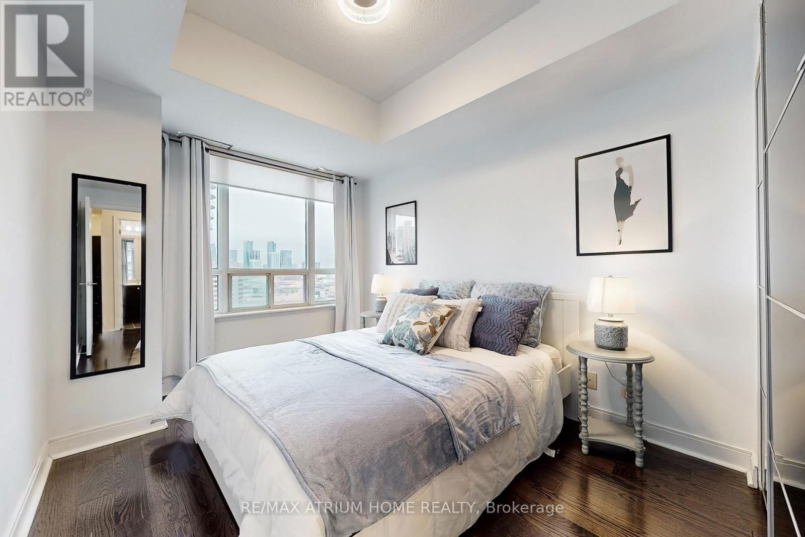 1808 - 80 ABSOLUTE AVENUE Image 13