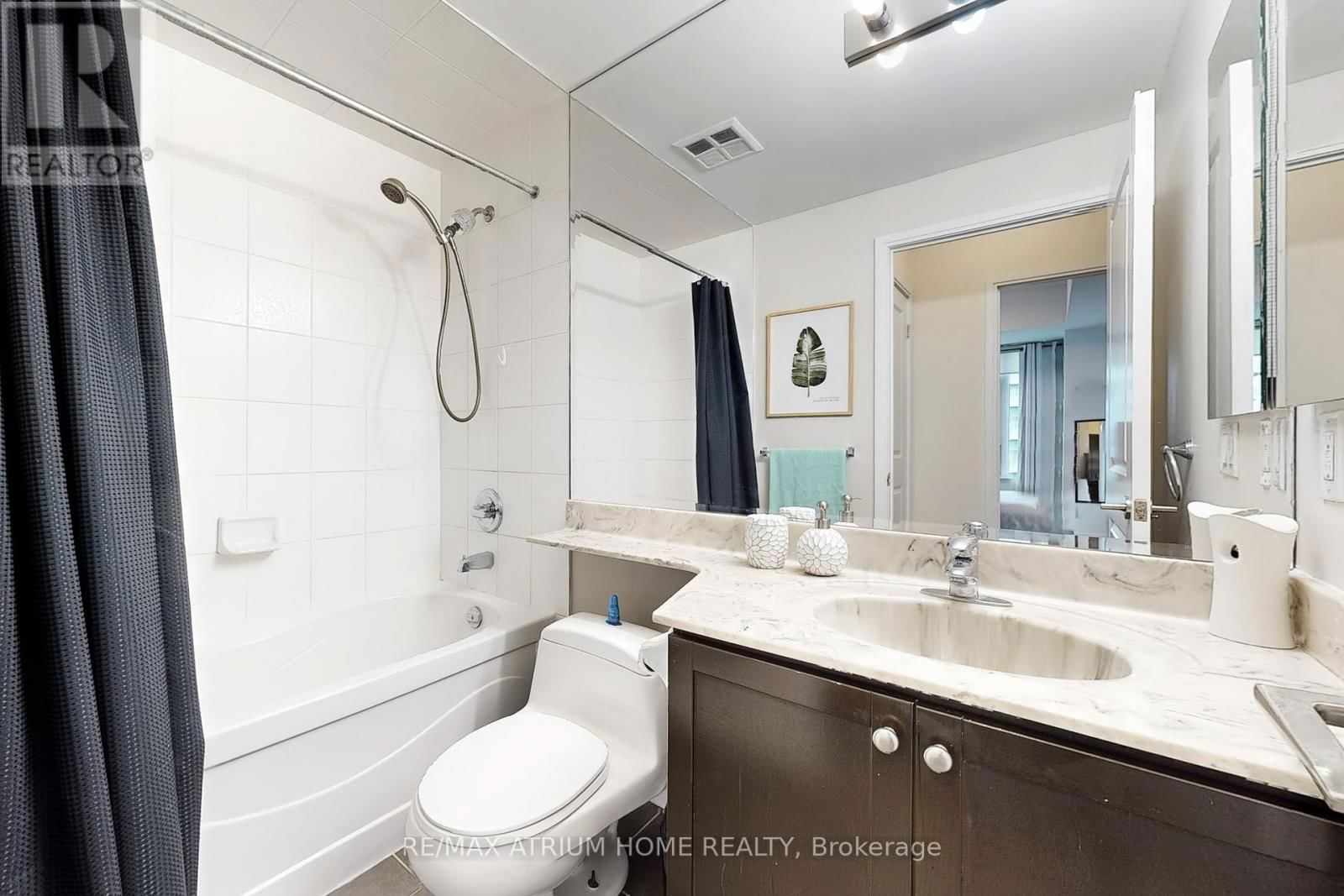 1808 - 80 ABSOLUTE AVENUE Image 15