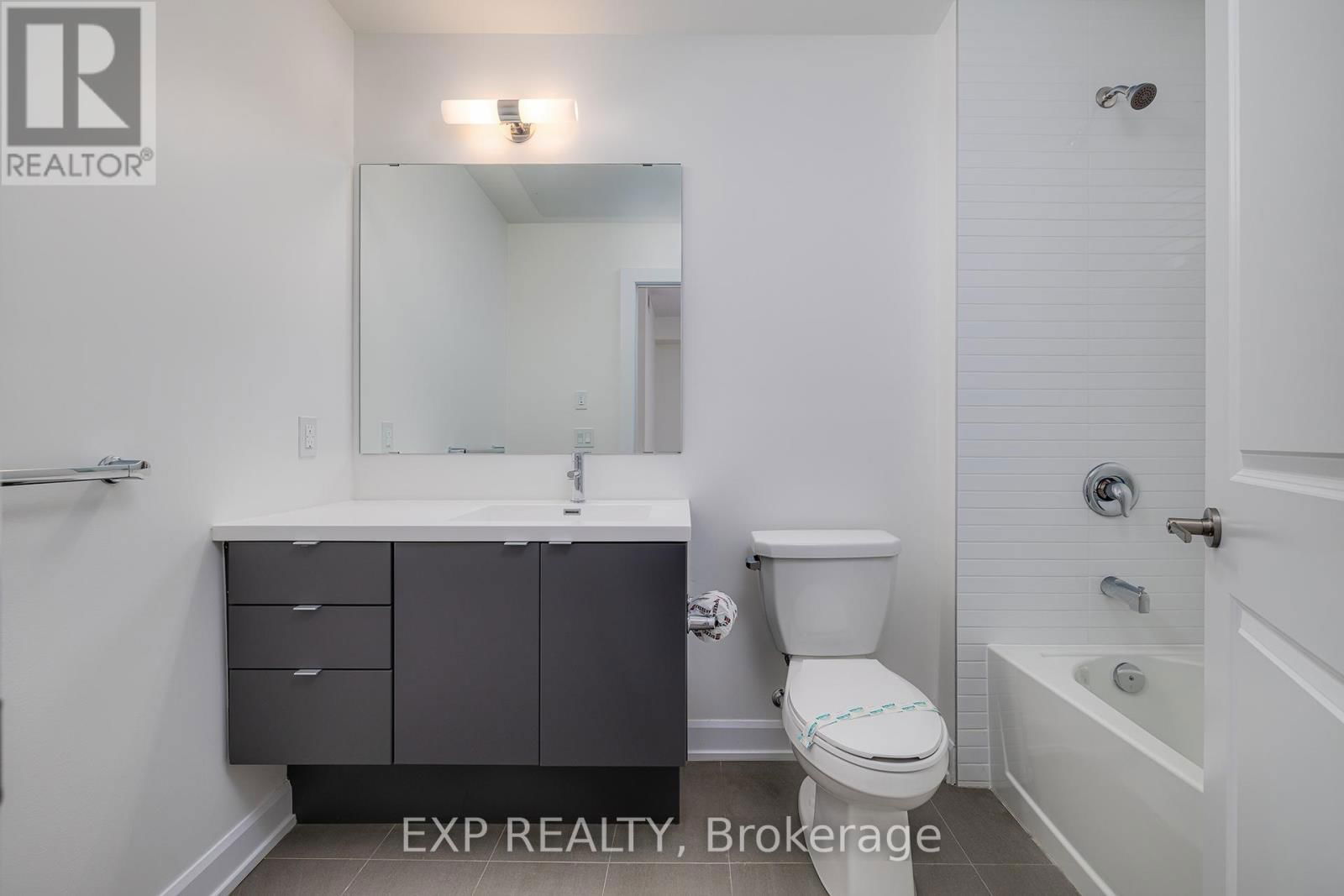 426 - 3220 WILLIAM COLTSON AVENUE Image 12