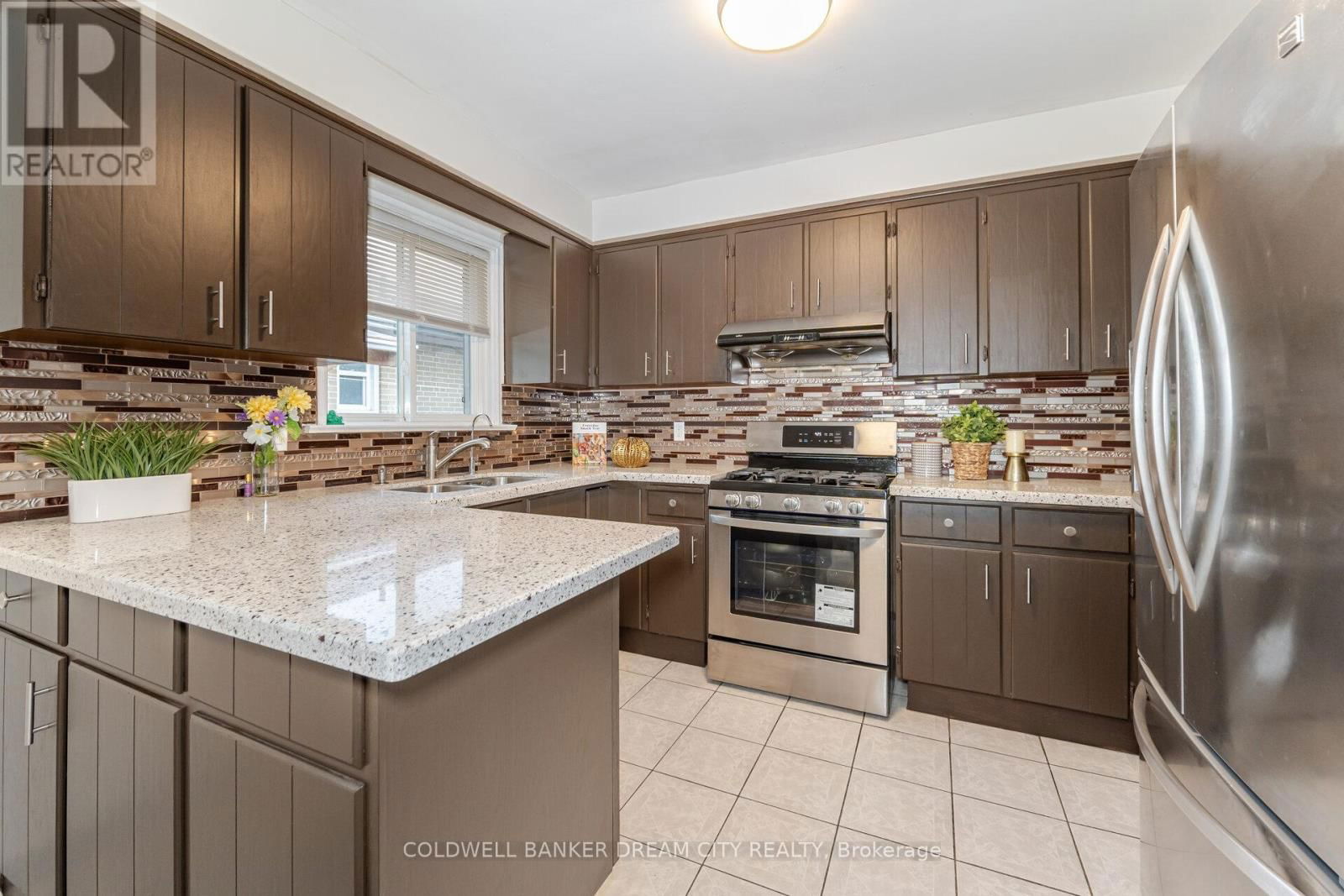 35 GUINESS AVENUE Image 16