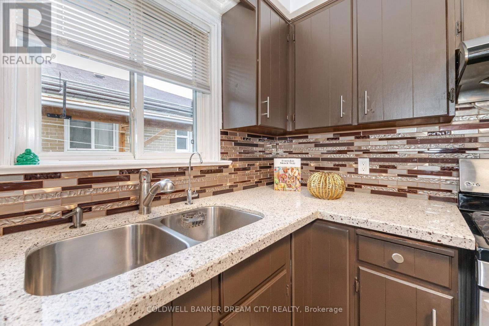 35 GUINESS AVENUE Image 19
